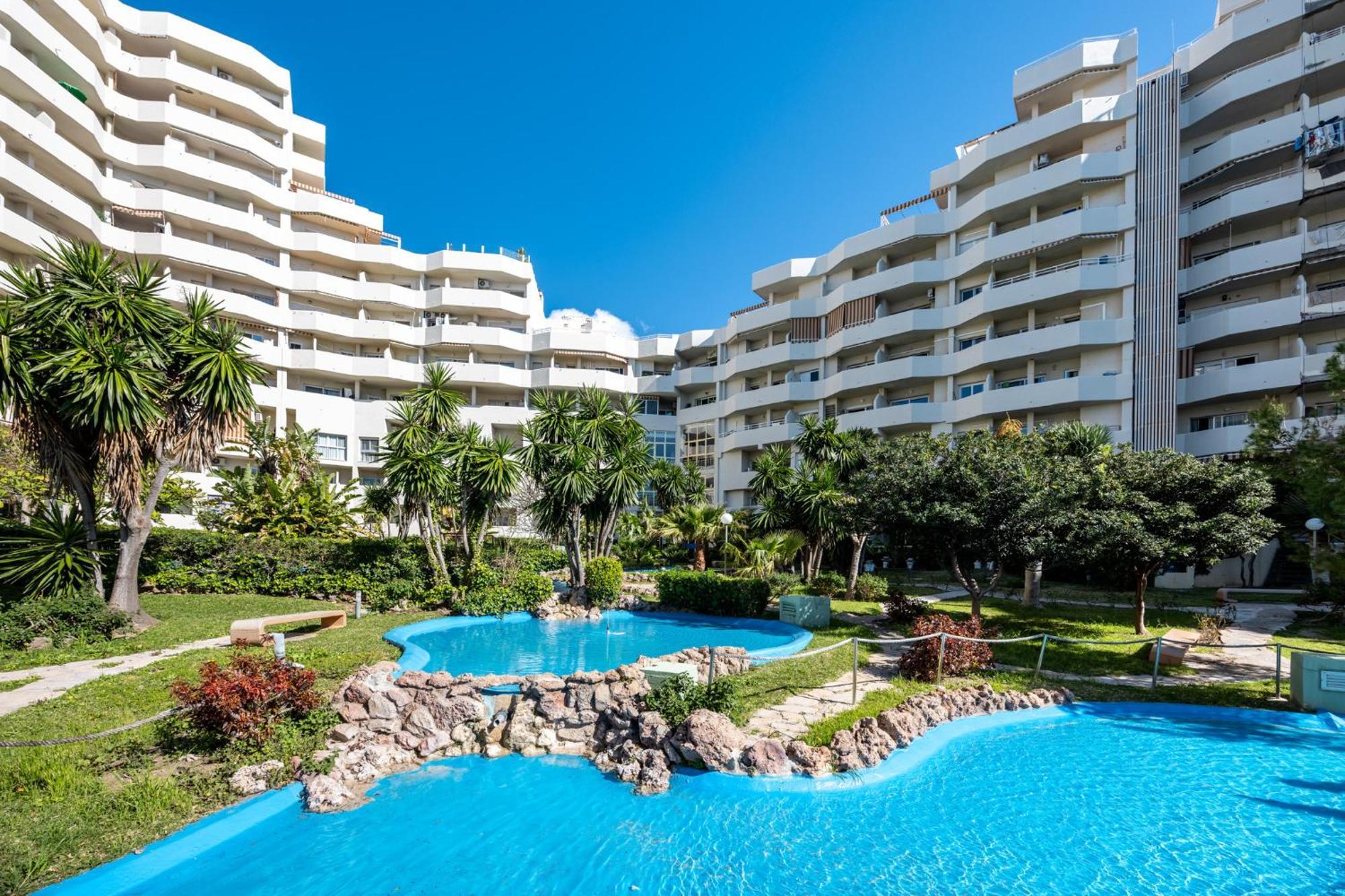 Benalbeach Premium Apartments By Alfresco Stays بينالماذينا المظهر الخارجي الصورة