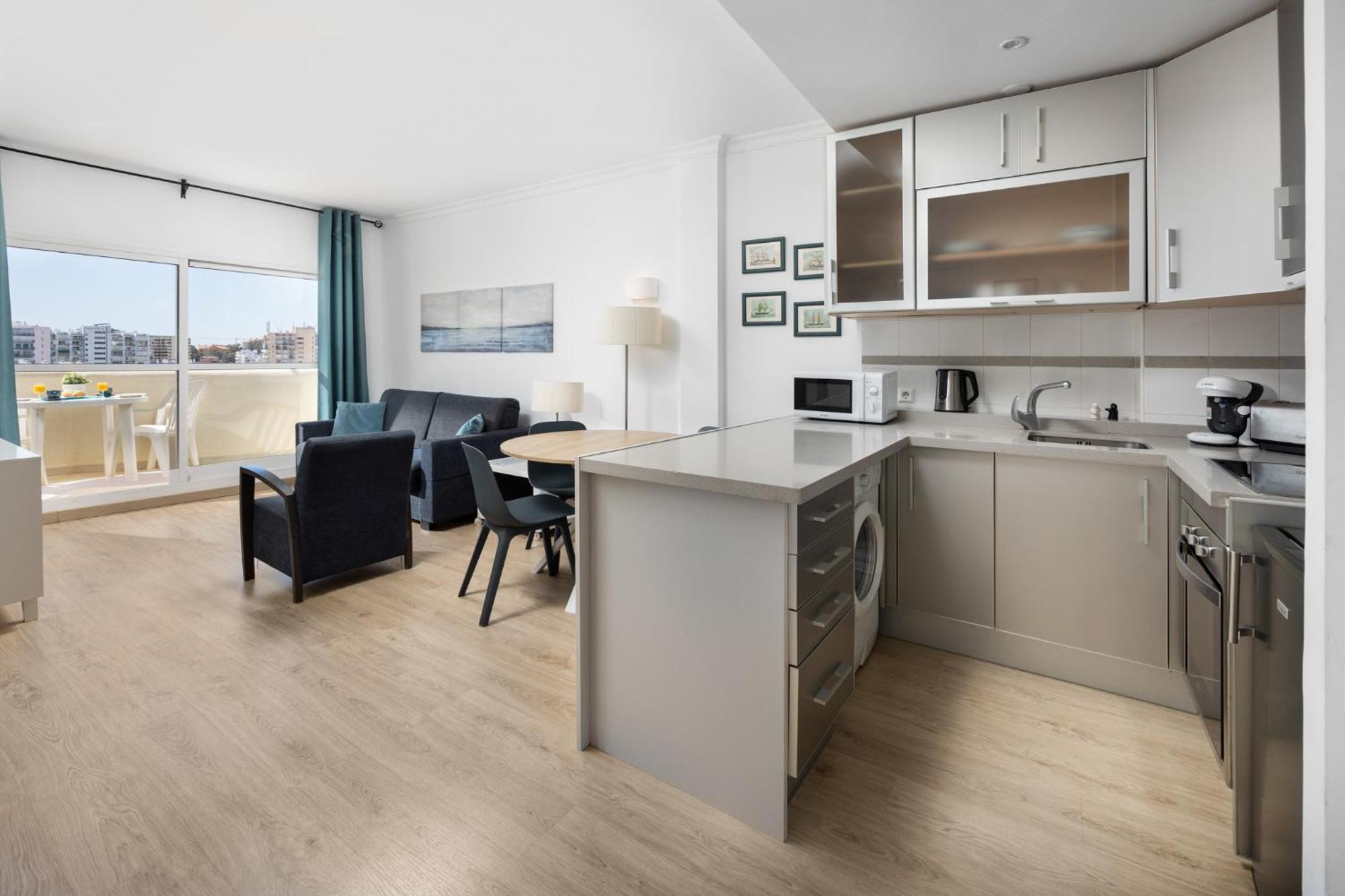 Benalbeach Premium Apartments By Alfresco Stays بينالماذينا المظهر الخارجي الصورة